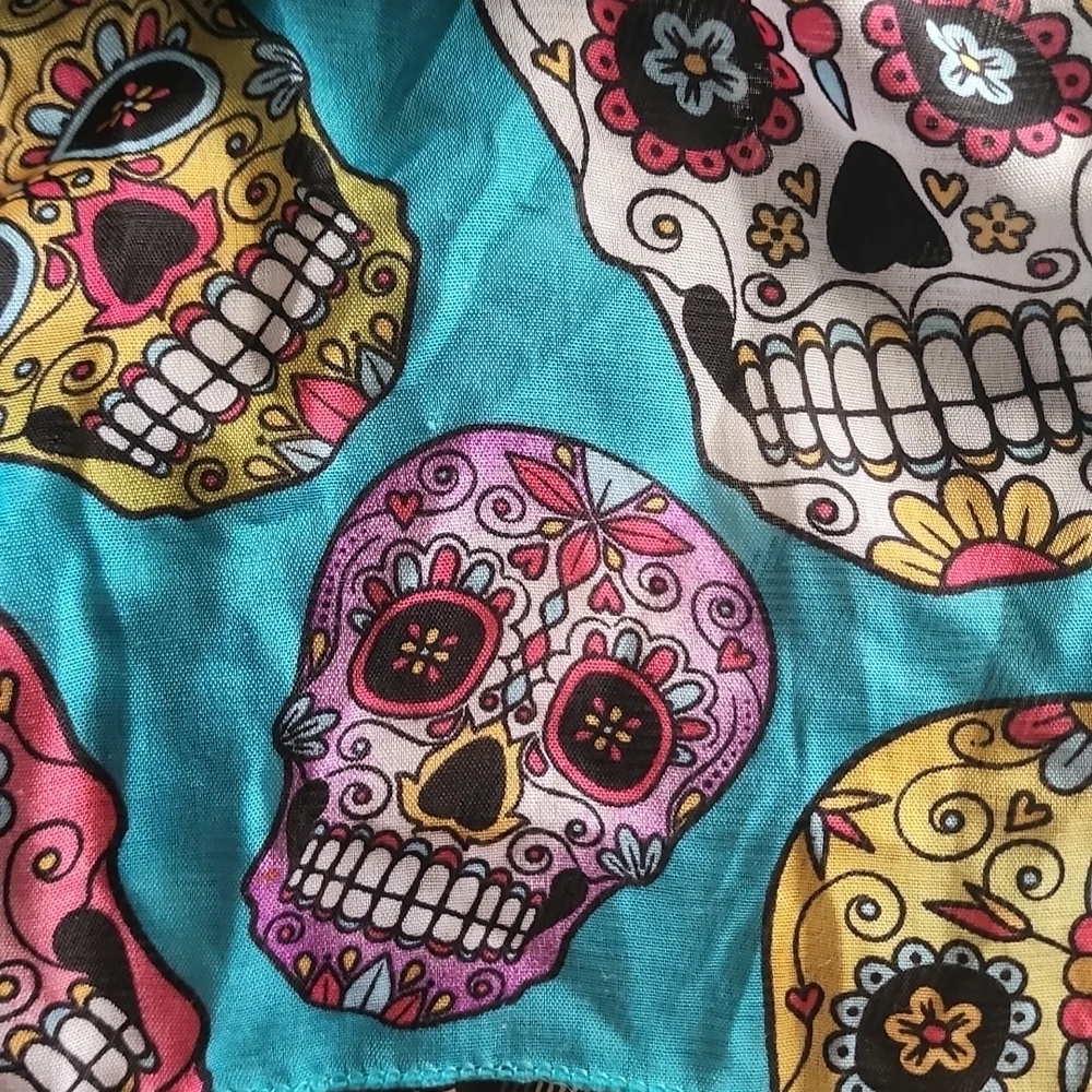Scarf Sugar Skull Día de Los Muertos Scarf - Picture 2 of 2